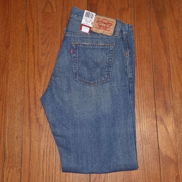 Levi's Other - NWT Levi's 527 Low Rise Boot Cut Jeans
